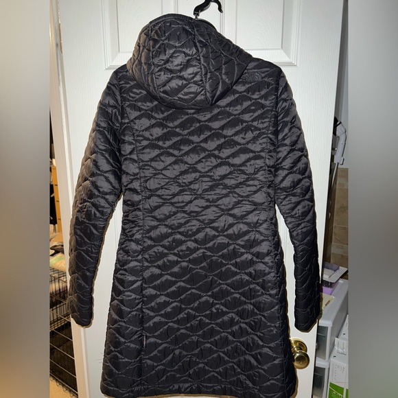 The North Face Women's ThermoBall Insulated Black Hooded Parka II - Picture 5 of 10